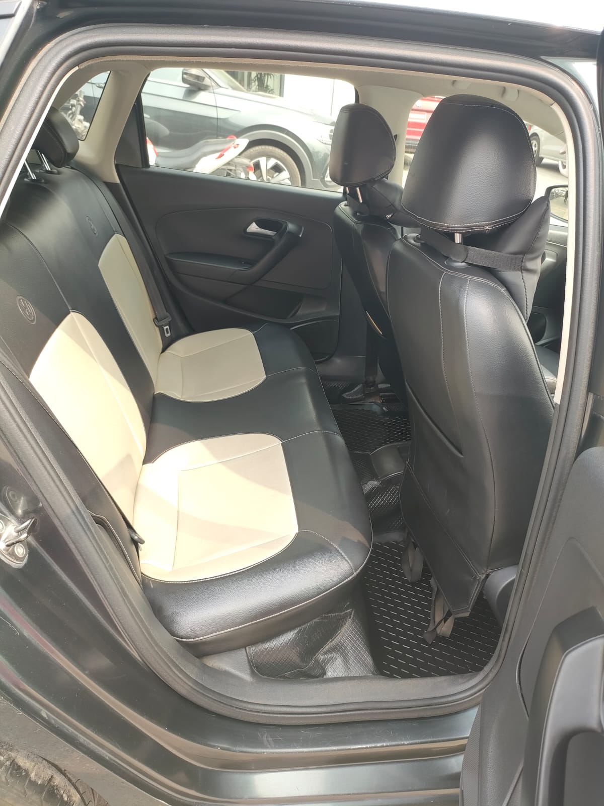 Volkswagen Polo(2012-2014) Comfortline 1.2l D